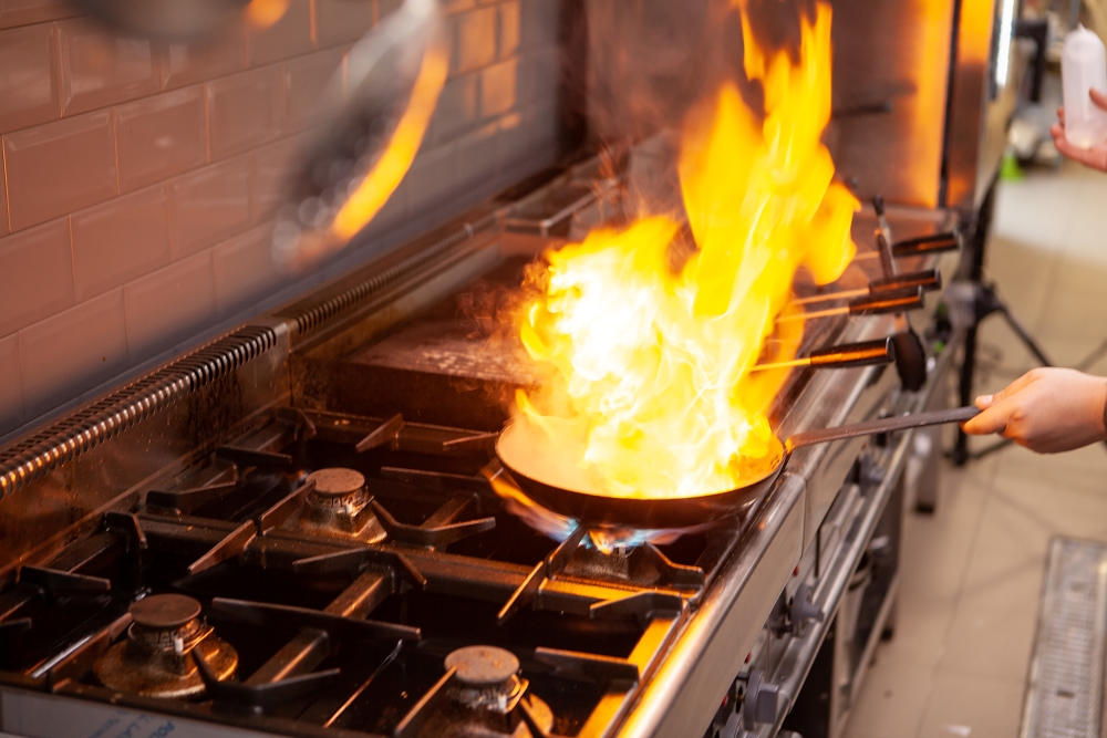 How Poor Towel Management Can Cause Restaurant Fires
