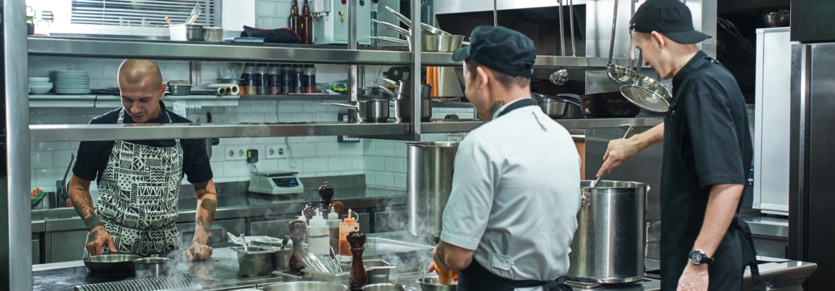 Maximizing Restaurant Efficiency with Streamlined Uniform Solutions